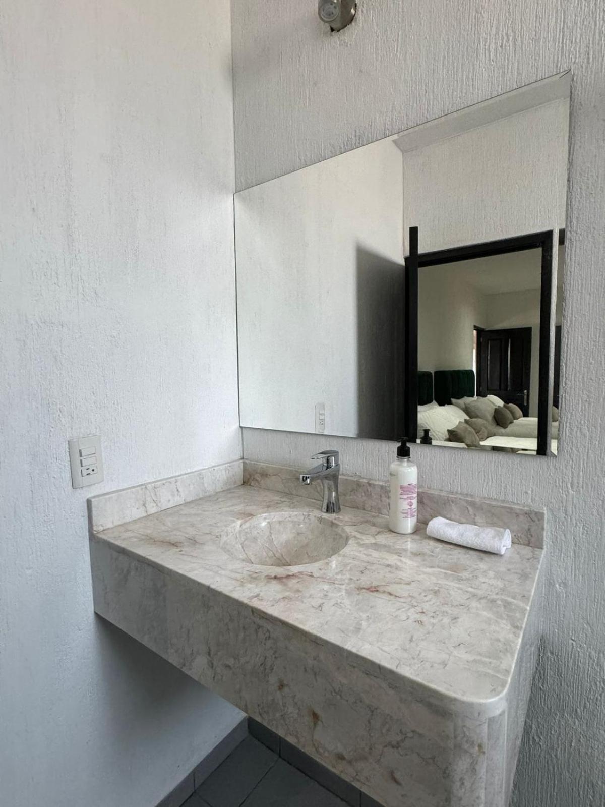 Suite Los Angeles Tecozautla Buitenkant foto